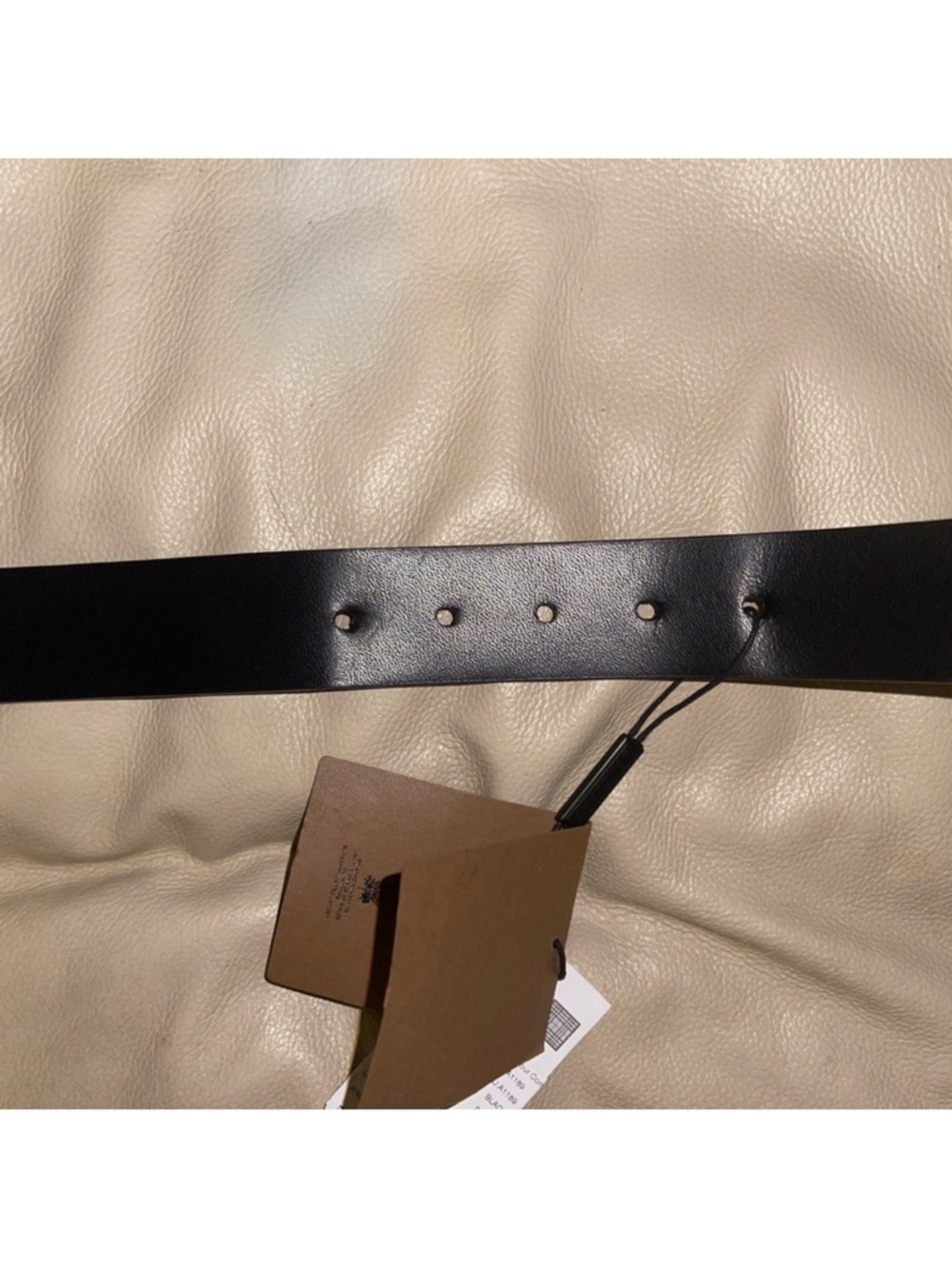 Burberry Black Leather Men's Belt with Haymarket Accent - Picture 8 of 10
